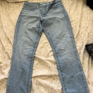 Levi’s 311 Shaping Skinny jeans